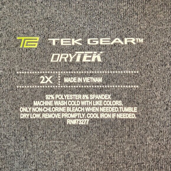 NWT - Tek Gear Women's DryTek Full-Zip Performance Jacket, 2X, Charcoal Gray - Picture 6 of 11